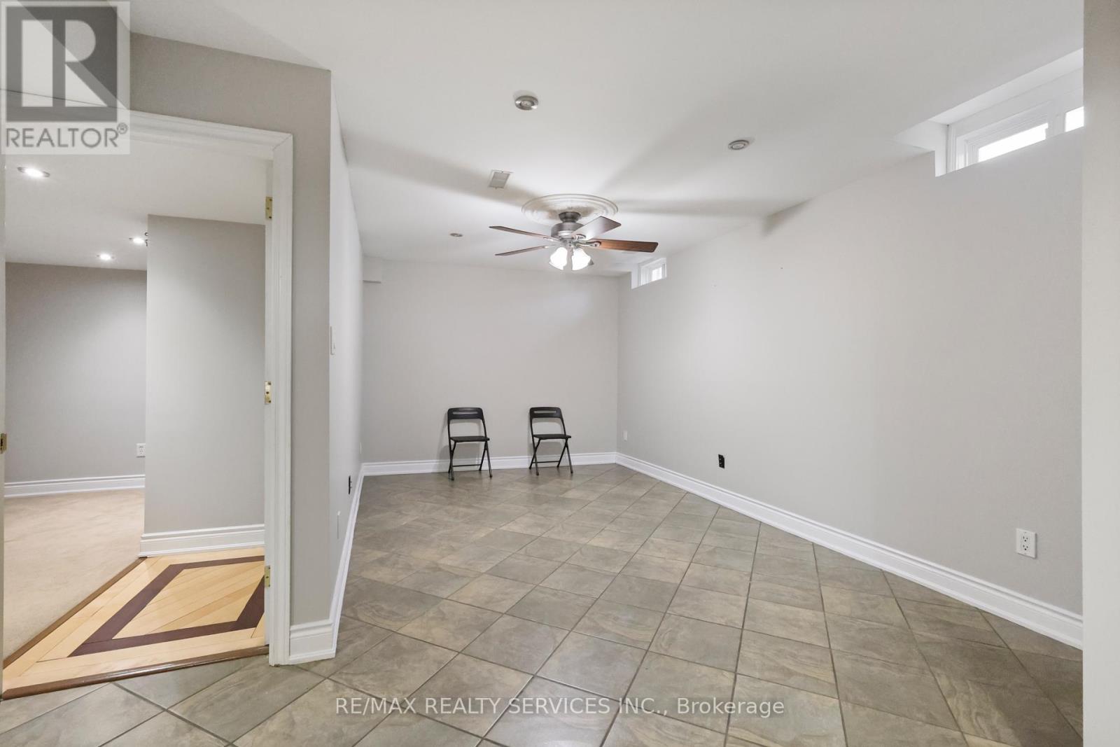 33 Leparc Road, Brampton, Ontario  L6P 2W9 - Photo 41 - W12132690