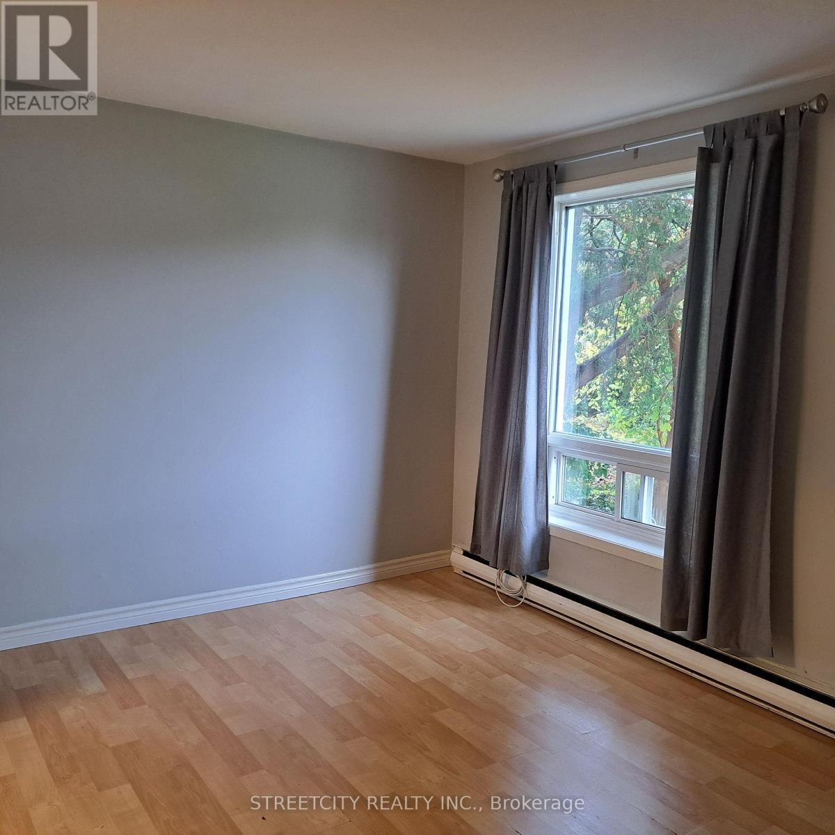 Property at 155 CHESTERFIELD AVENUE image 3