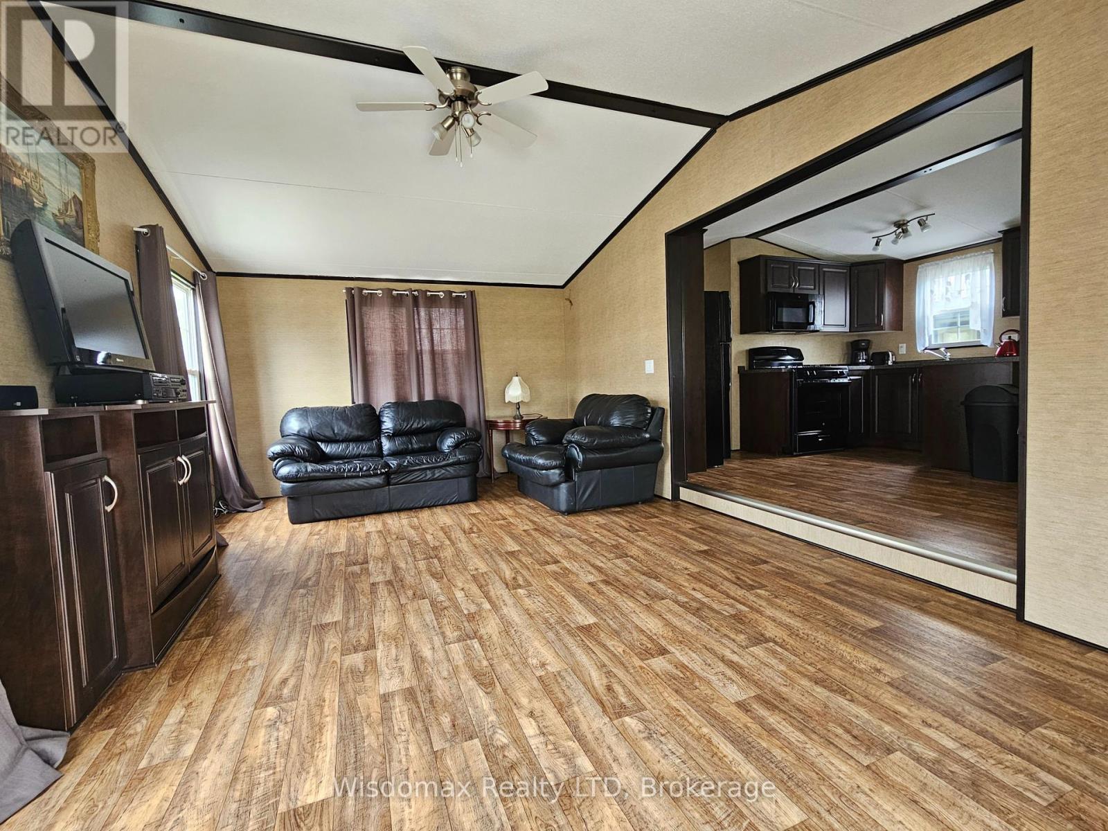 252 - 1501 Line 8 Road, Niagara-On-The-Lake, Ontario  L0S 1L0 - Photo 9 - X12132717