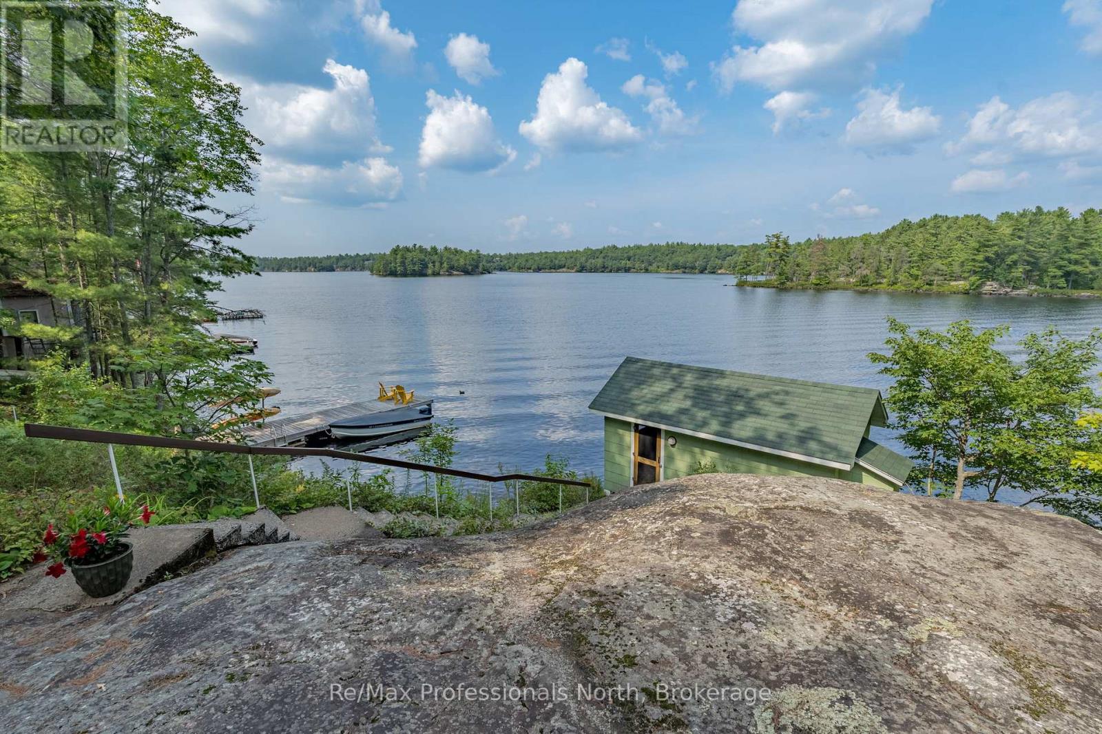 1020 Road 2000, Gravenhurst, Ontario  P0E 1G0 - Photo 12 - X12132719