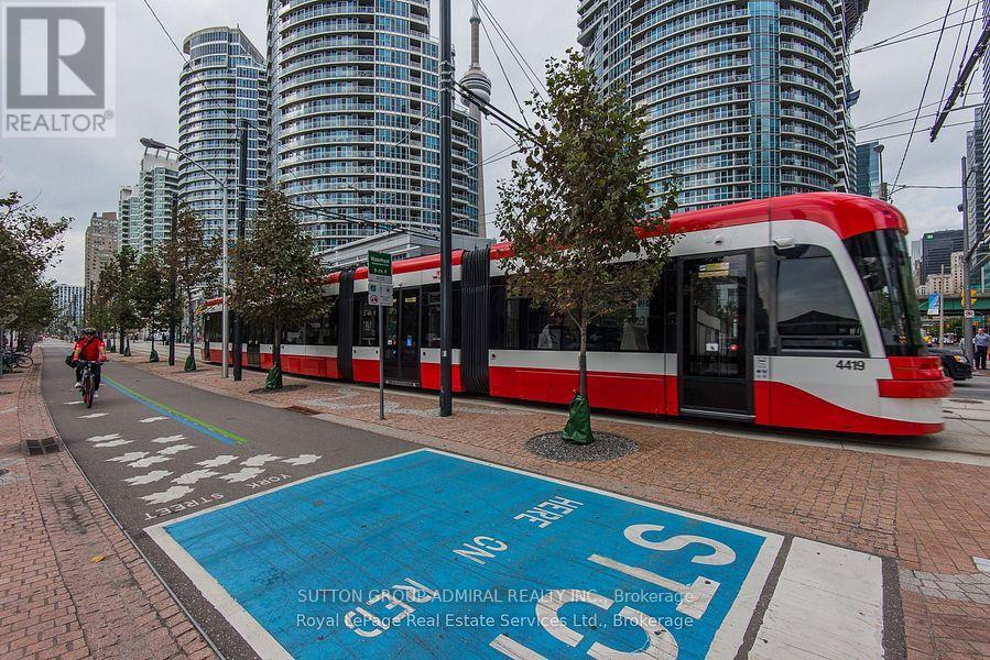 1109 - 208 Queens Quay W, Toronto, Ontario  M5J 2Y5 - Photo 25 - C12132739