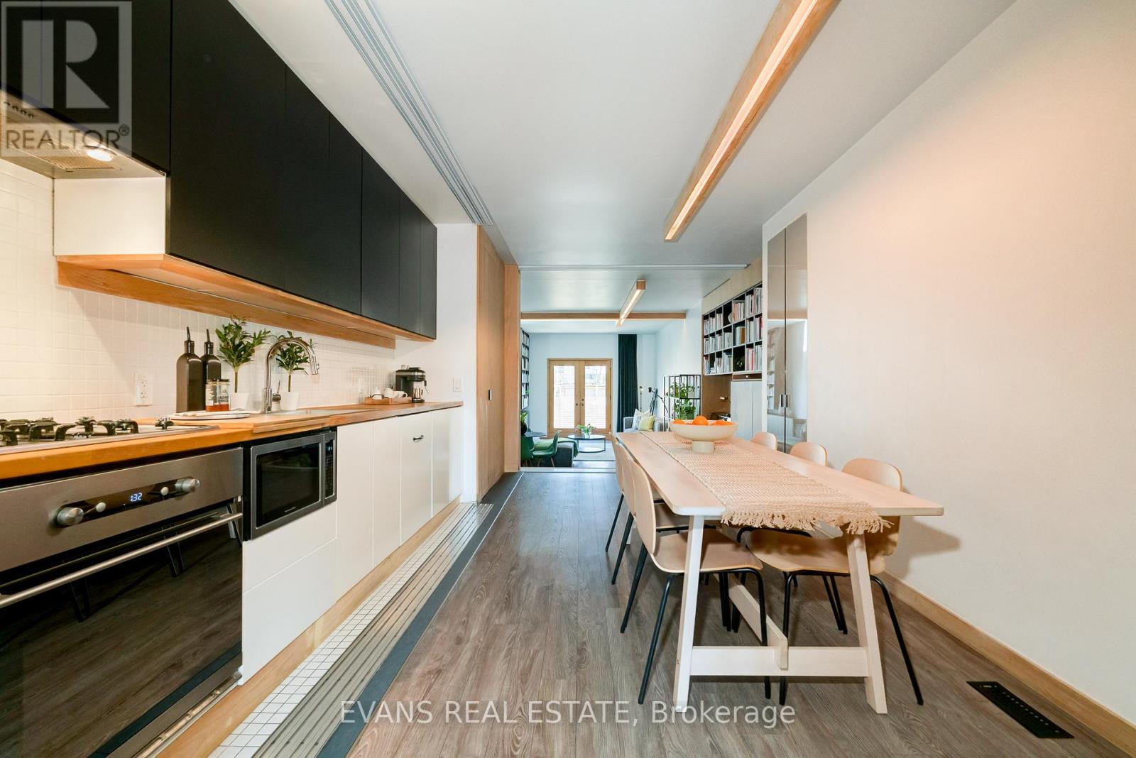 83 Morse Street, Toronto, Ontario  M4M 2P7 - Photo 4 - E12132659