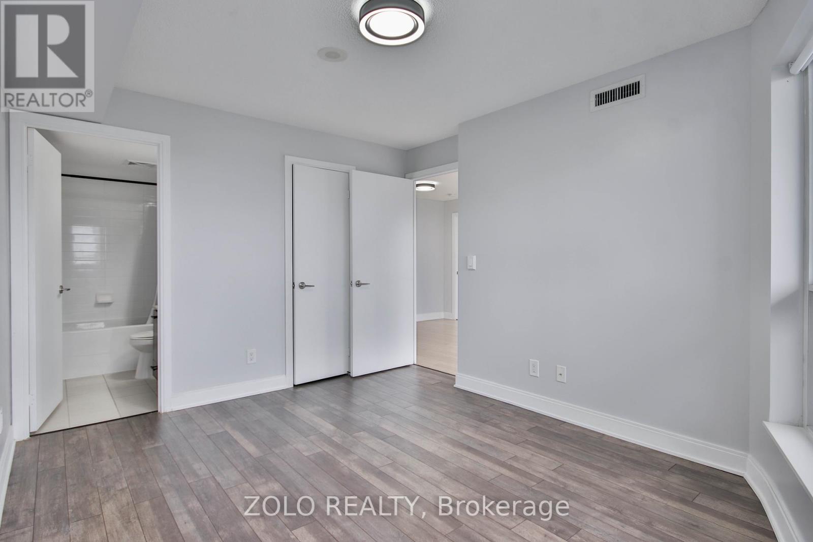 3009 - 125 Village Green Square, Toronto, Ontario  M1S 0G3 - Photo 6 - E12132703