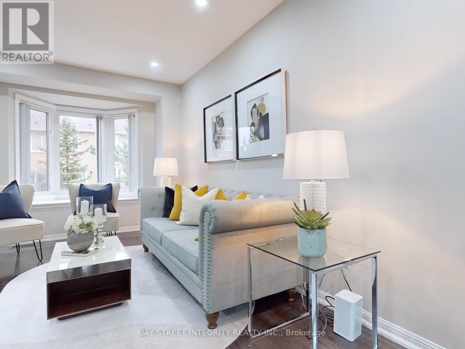 Property at 17 WINN PLACE image 1