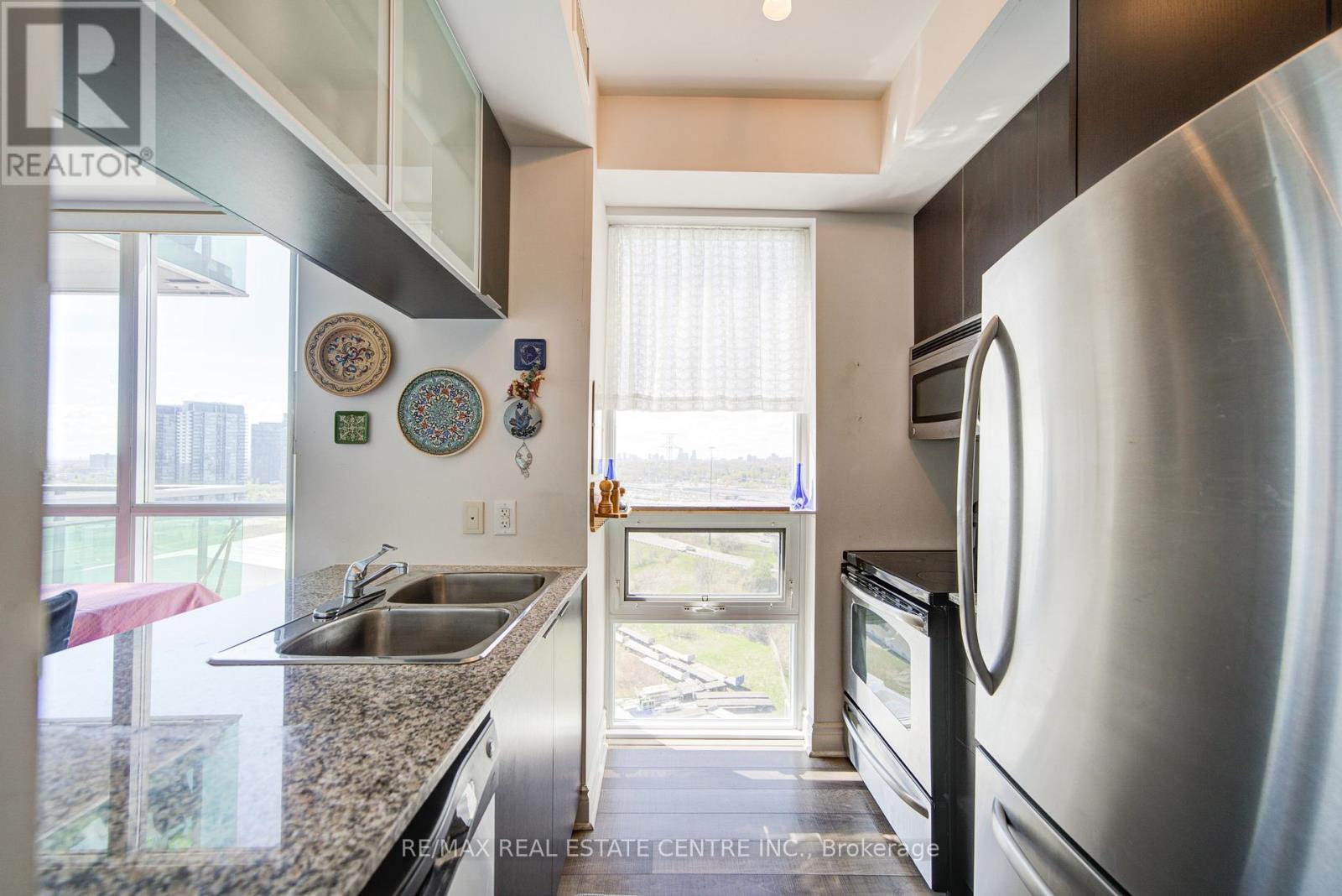 1602 - 16 Brookers Lane, Toronto, Ontario  M8V 0A5 - Photo 11 - W12132720