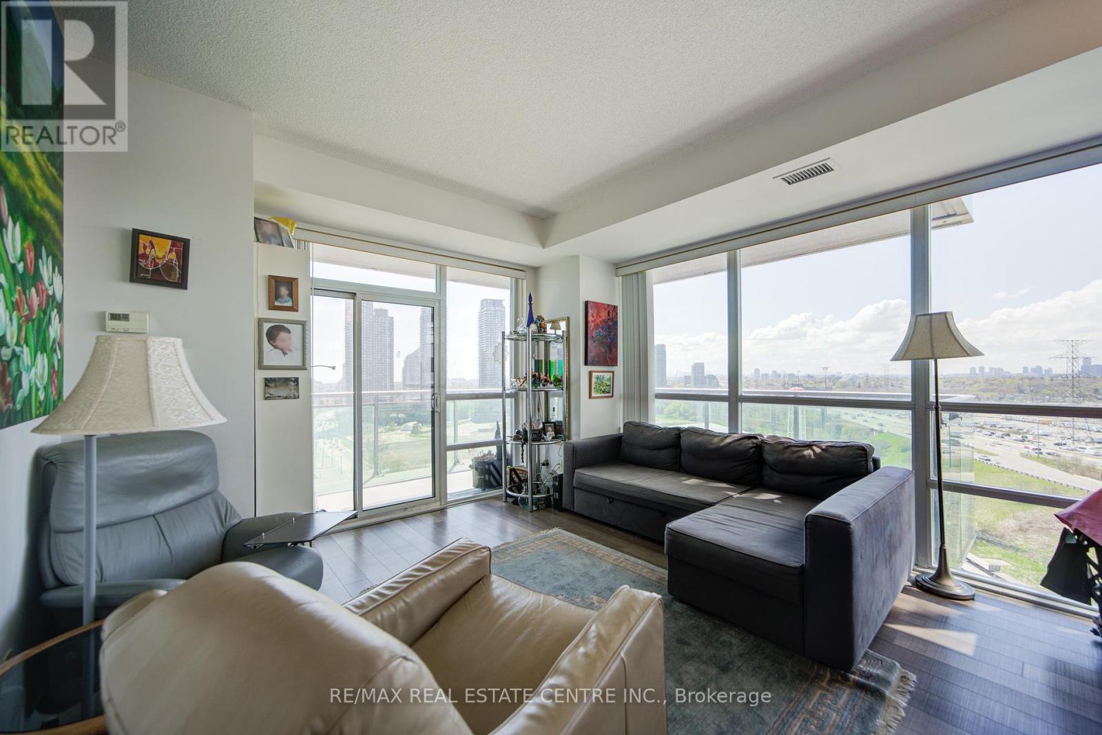 1602 - 16 Brookers Lane, Toronto, Ontario  M8V 0A5 - Photo 21 - W12132720