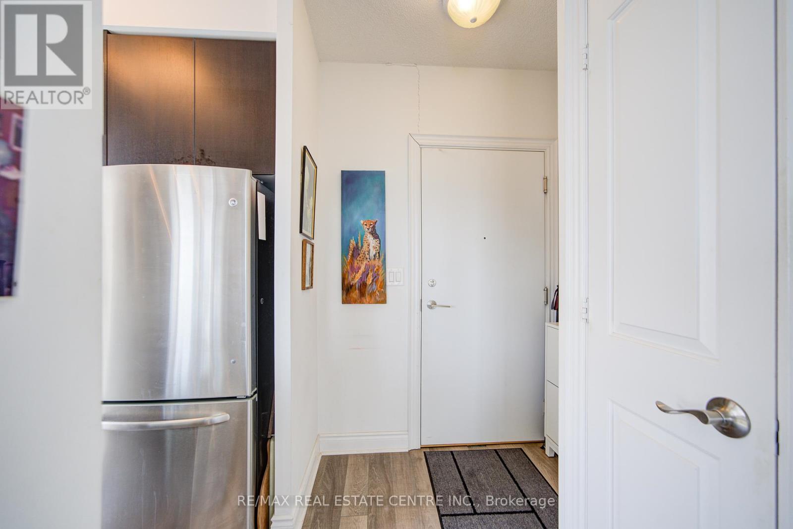1602 - 16 Brookers Lane, Toronto, Ontario  M8V 0A5 - Photo 8 - W12132720