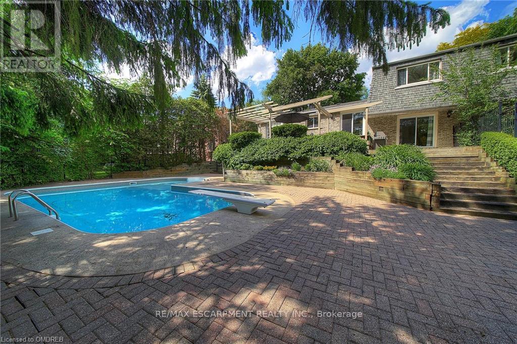 170 Cavendish Court, Oakville, Ontario  L6J 5S2 - Photo 47 - W12132736