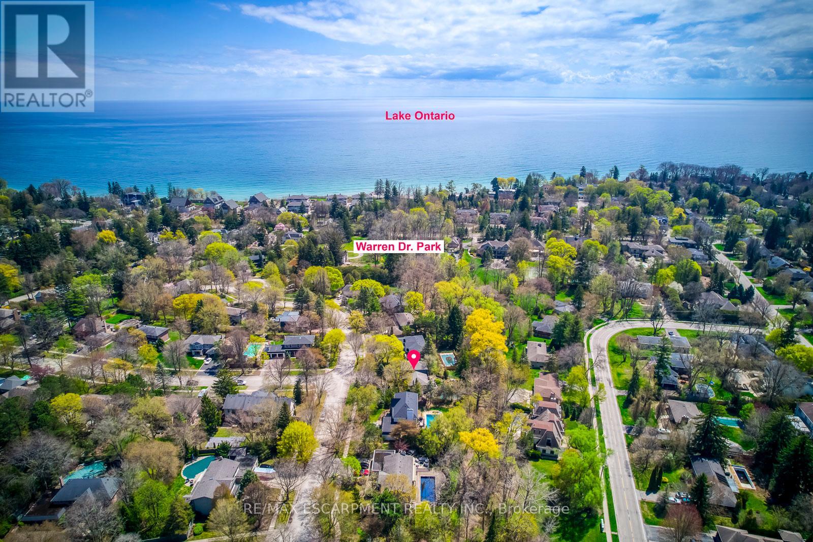 170 Cavendish Court, Oakville, Ontario  L6J 5S2 - Photo 8 - W12132736