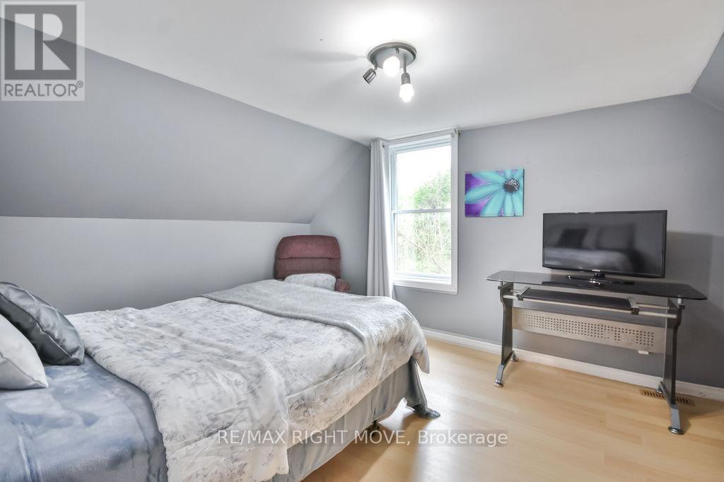 198 Woodchester Avenue, Bracebridge, Ontario  P1L 1H8 - Photo 33 - X12132737