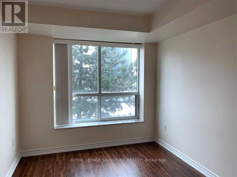 409 - 1 Pemberton Avenue, Toronto, Ontario  M2M 4L9 - Photo 4 - C12130680
