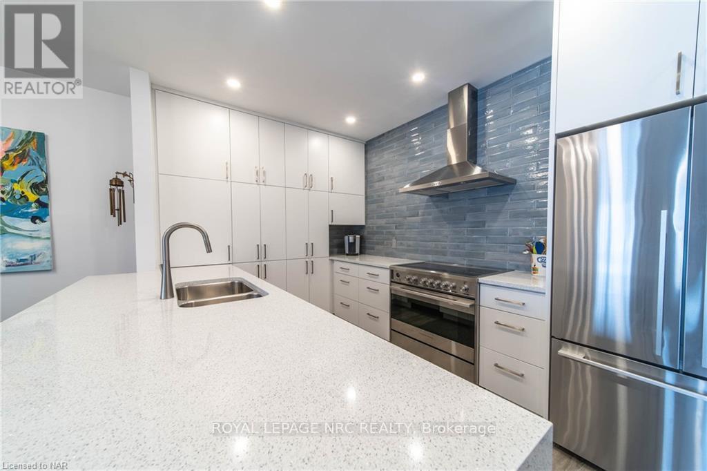 109 - 8111 Forest Glen Drive, Niagara Falls, Ontario  L2H 2Y7 - Photo 4 - X12132779