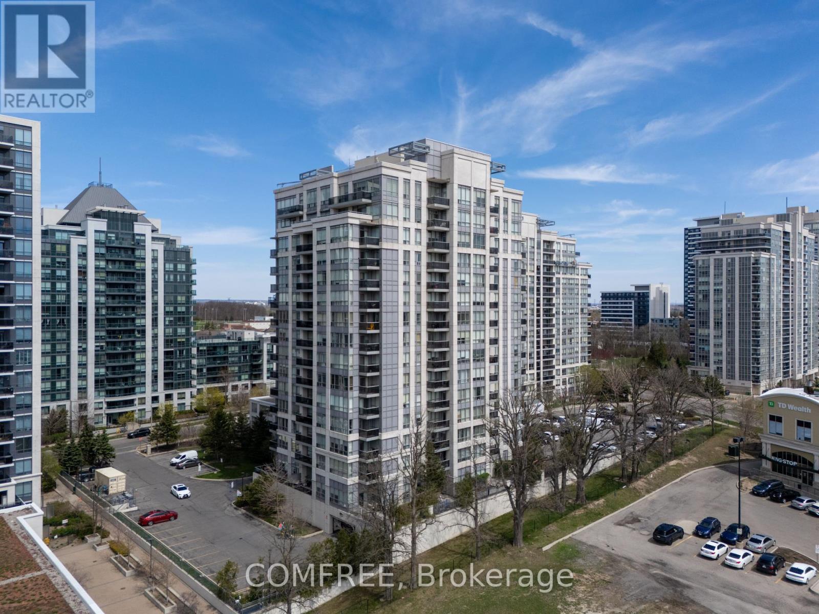 201 - 60 Disera Drive, Vaughan, Ontario  L4J 9G1 - Photo 2 - N12131208