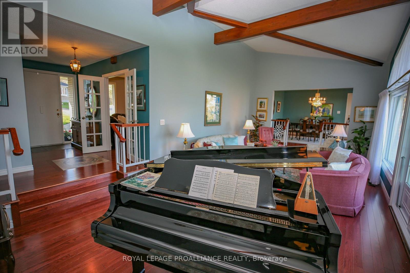 3 East Fulford Place, Brockville, Ontario  K6V 2Z9 - Photo 11 - X12132782