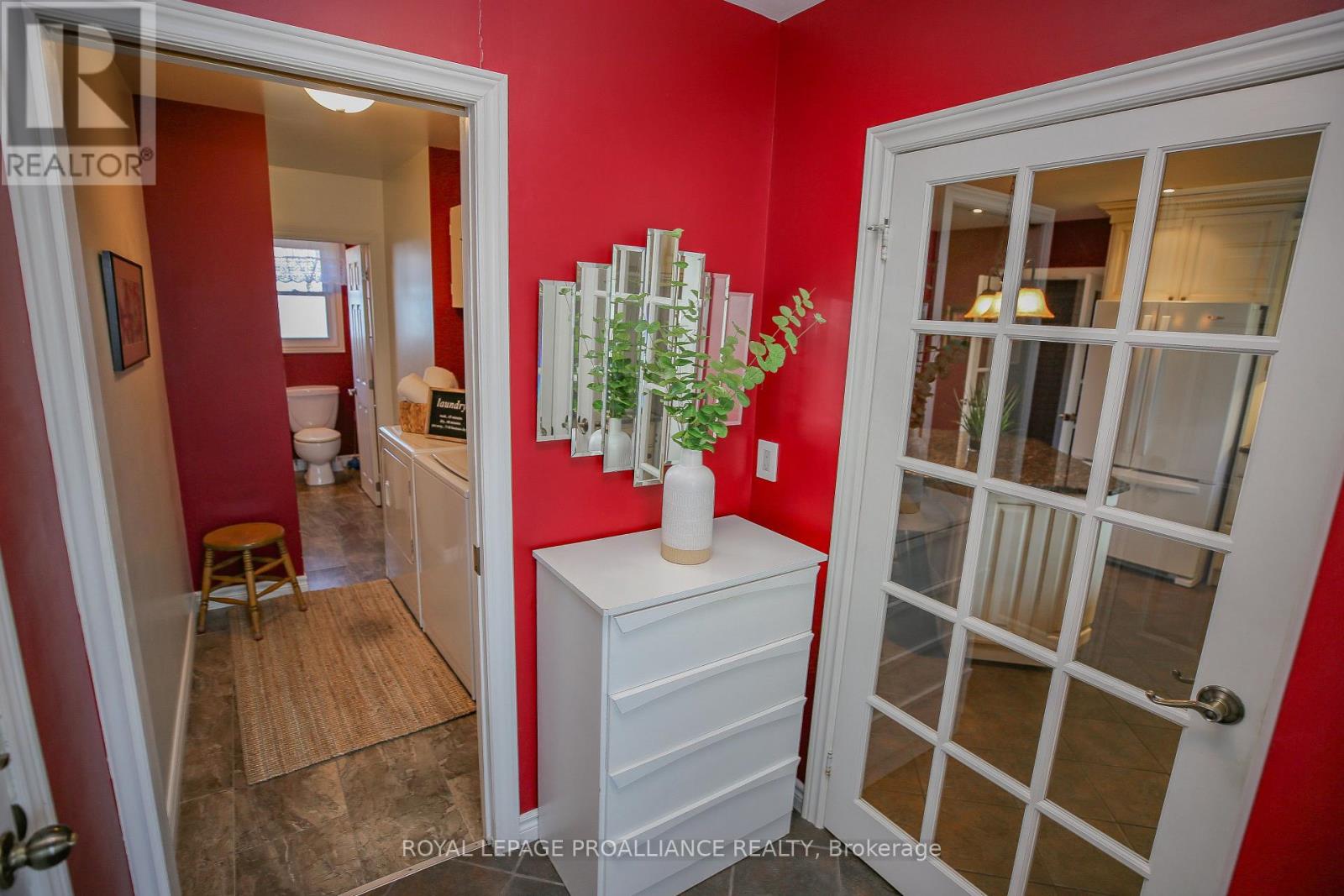 3 East Fulford Place, Brockville, Ontario  K6V 2Z9 - Photo 13 - X12132782