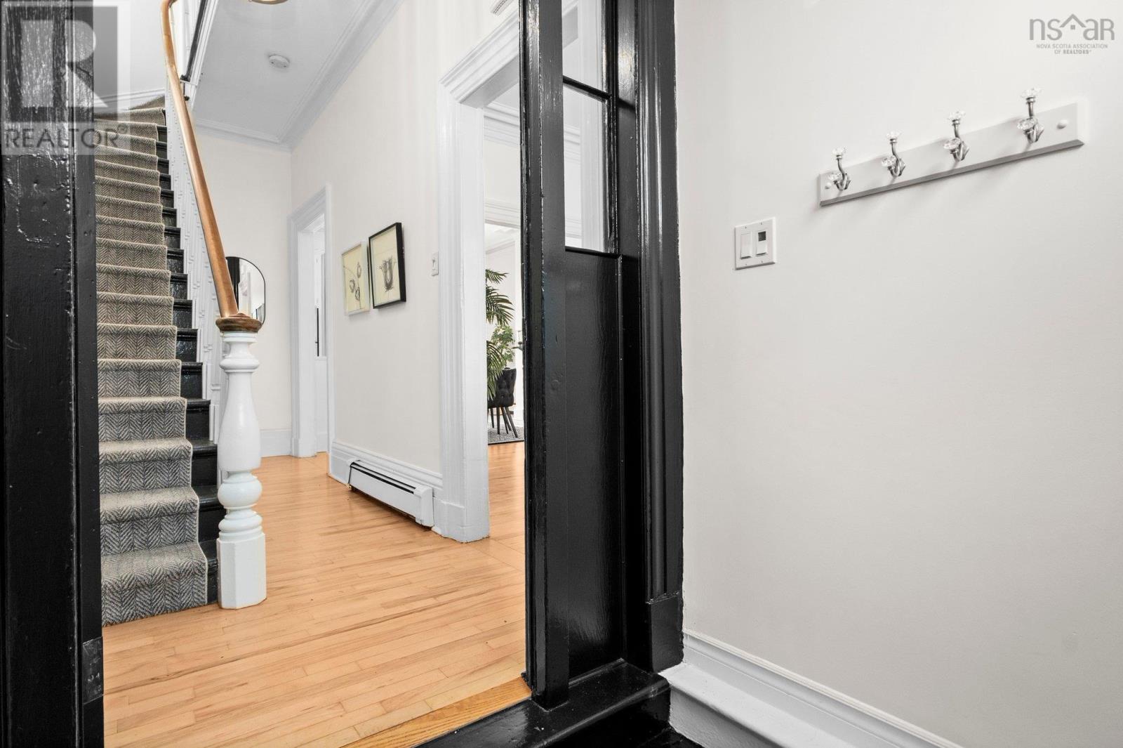 Property at 1314 Dresden Row image 3