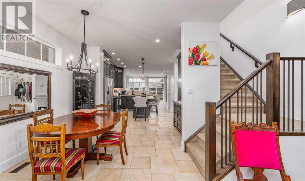 Property at 2824 38 Street SW image 4