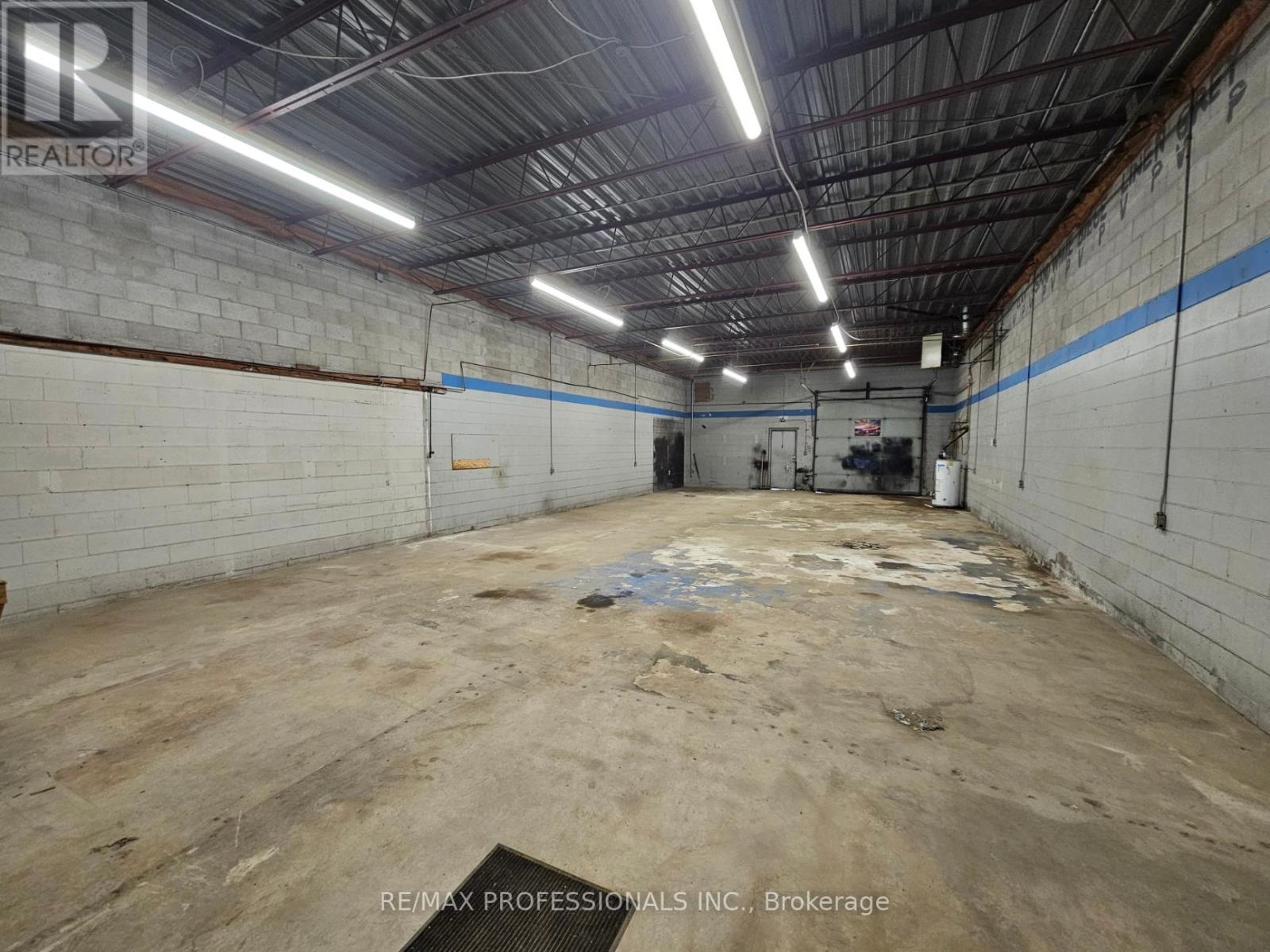 72 Lewis Road, Guelph, Ontario  N1H 1G1 - Photo 5 - X12112272