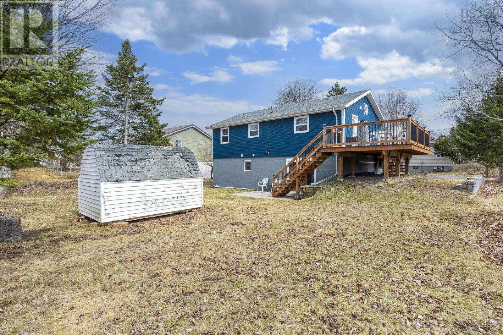 Property at 1375 Bishop Avenue image 4