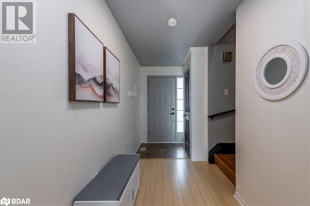 Property at 171 SOUTHWINDS Crescent image 3