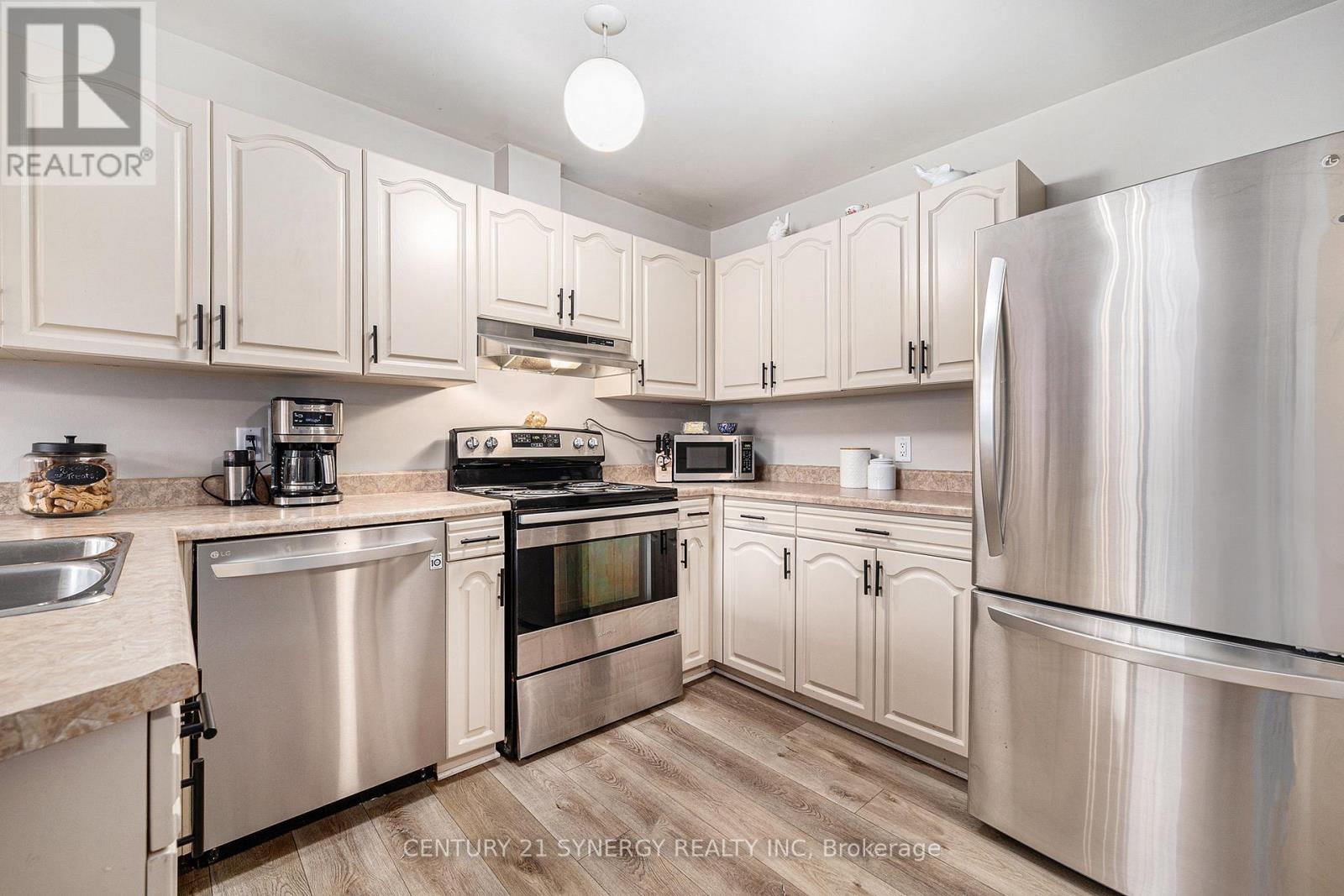 37 - 502 Stratas Court, Ottawa, Ontario  K2L 3K7 - Photo 13 - X12132783