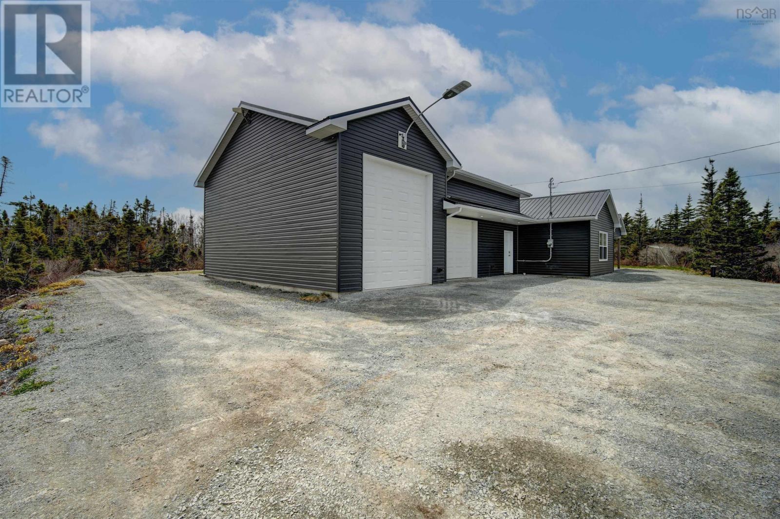 Property at 20 Seligs Road image 3