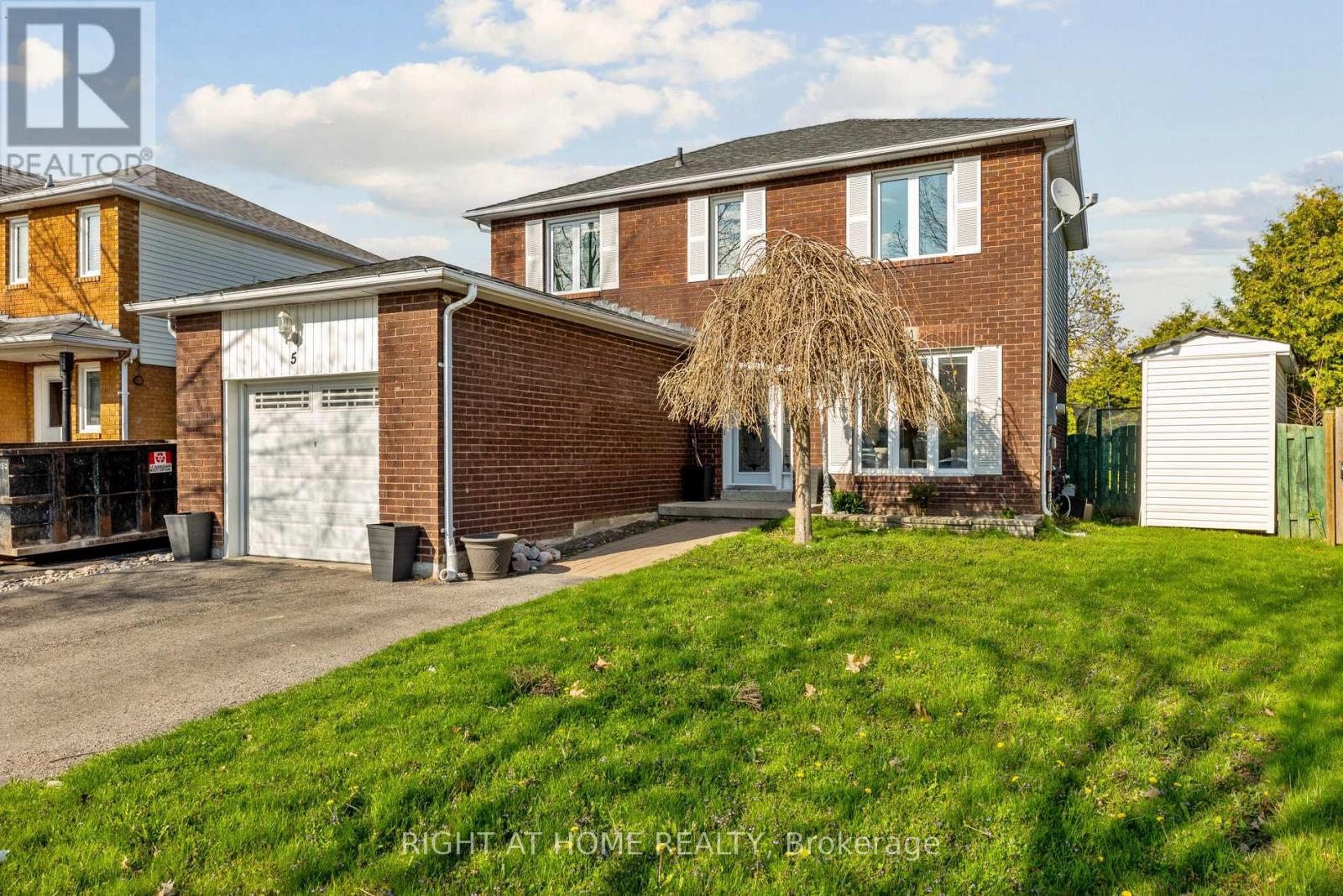 Property at 5 COULSON COURT image 1