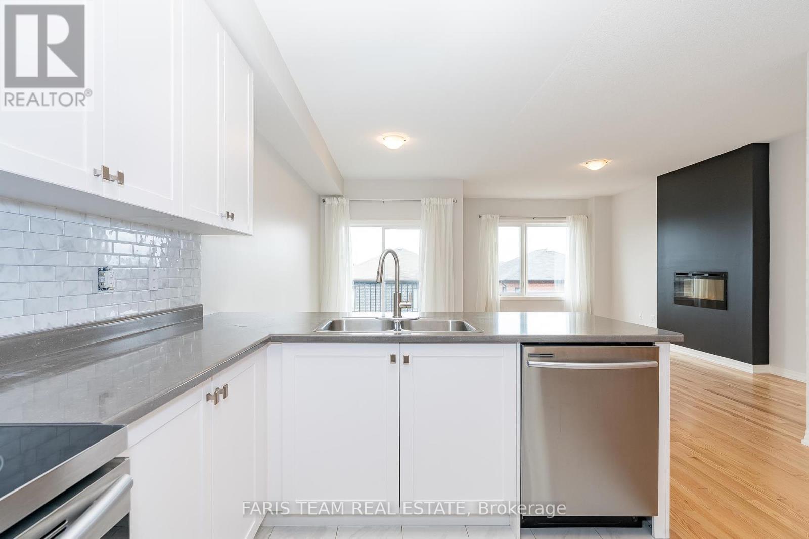 Property at 74 ALLURE STREET image 5