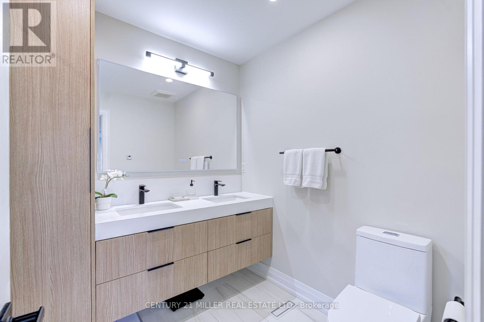 39 Iona Crescent, Vaughan, Ontario  L4H 1C4 - Photo 27 - N12062087