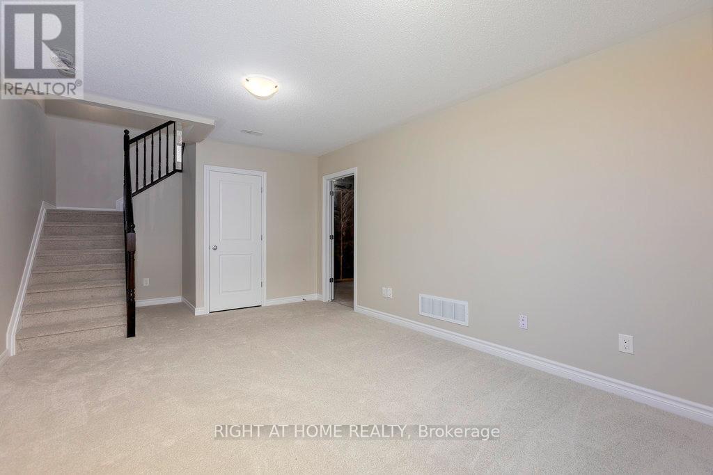 213 Halyard Way, Ottawa, Ontario  K2T 0L2 - Photo 25 - X12125418