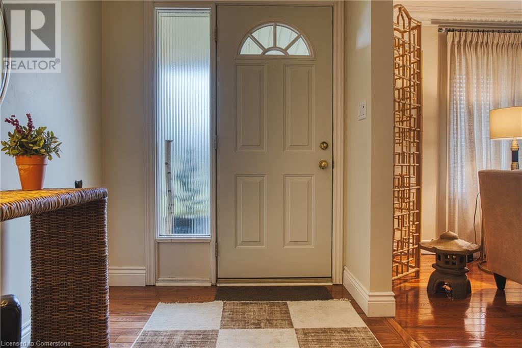 2 Jackson Crescent, Listowel, Ontario  N4W 1K3 - Photo 4 - 40697887