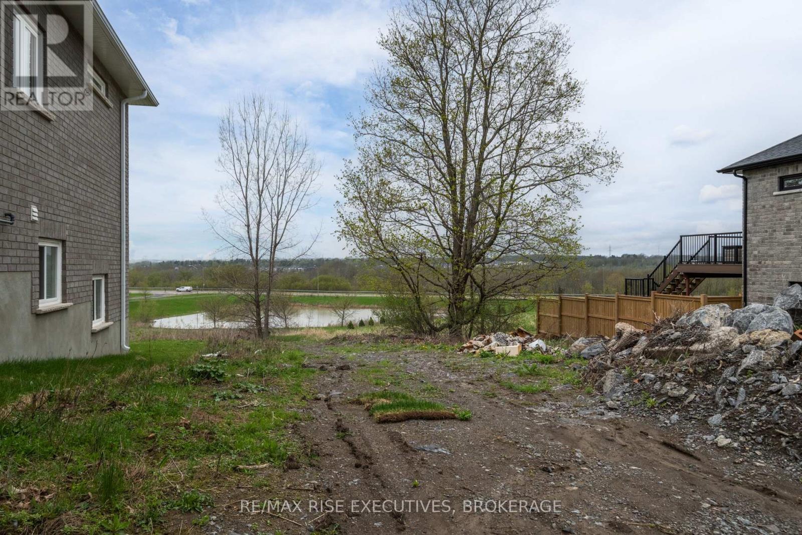 Property at 1247 CARFA CRESCENT image 4
