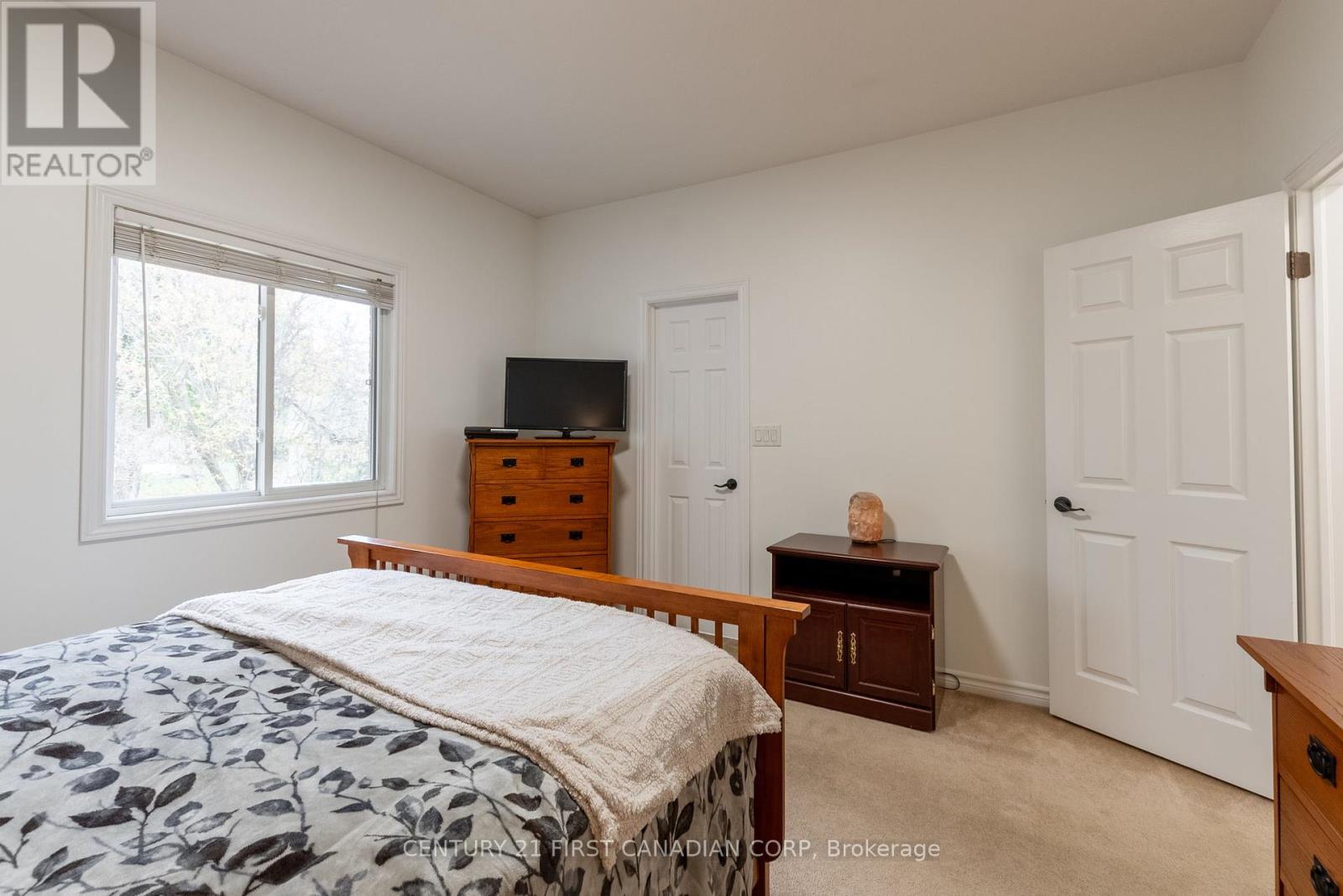 109 Princess Avenue, Middlesex Centre, Ontario  N0L 1R0 - Photo 17 - X12132813