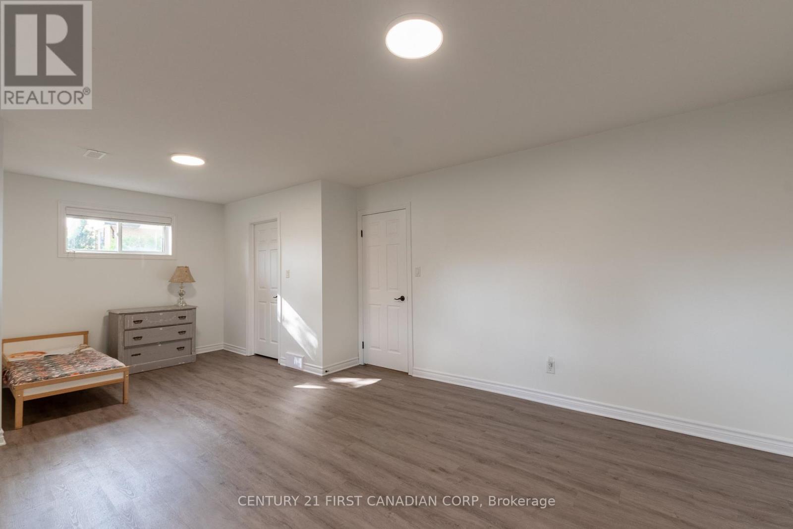 109 Princess Avenue, Middlesex Centre, Ontario  N0L 1R0 - Photo 35 - X12132813