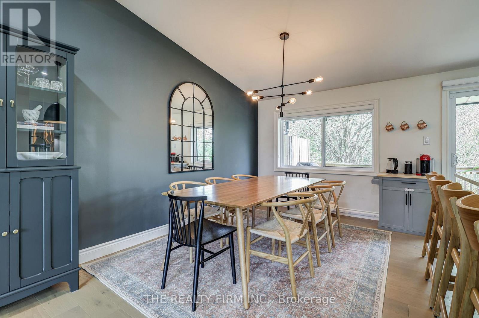 541 Cypress Avenue, London North, Ontario  N6H 3R4 - Photo 14 - X12132833