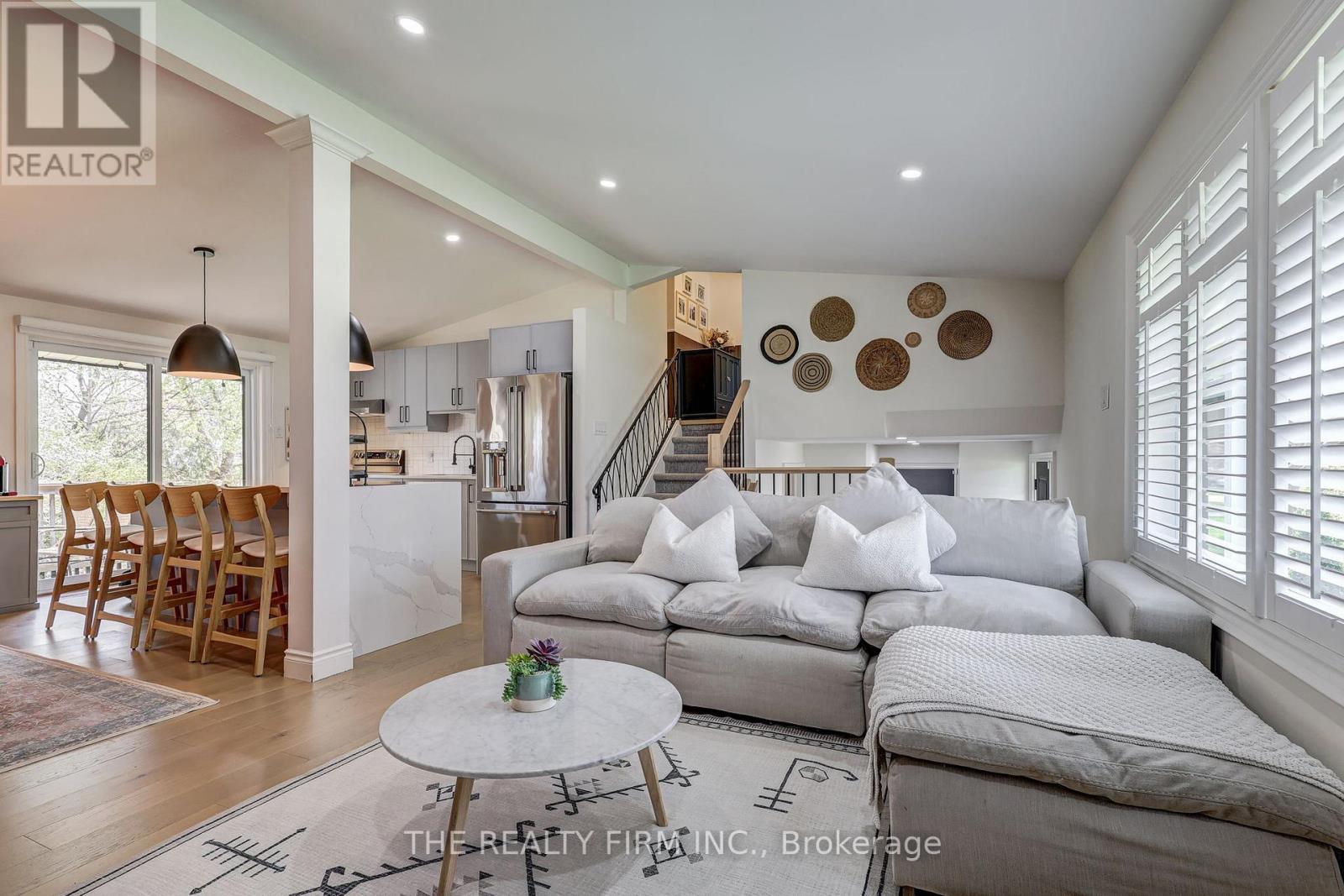 541 Cypress Avenue, London North, Ontario  N6H 3R4 - Photo 9 - X12132833