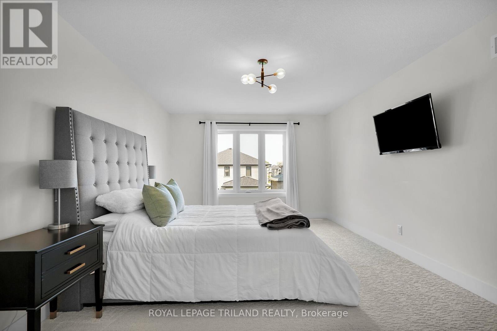 4076 Sugarmaple Crossing, London South, Ontario  N6P 1A4 - Photo 28 - X12132868