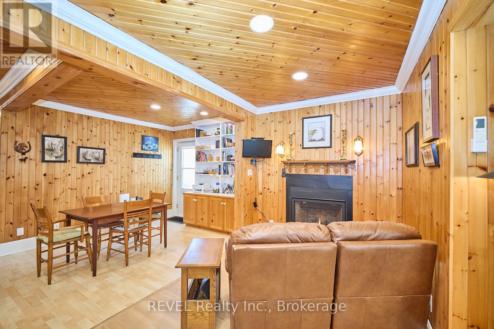267 Victoria Street, Niagara-On-The-Lake (Town), Ontario  L0S 1J0 - Photo 11 - X12132817