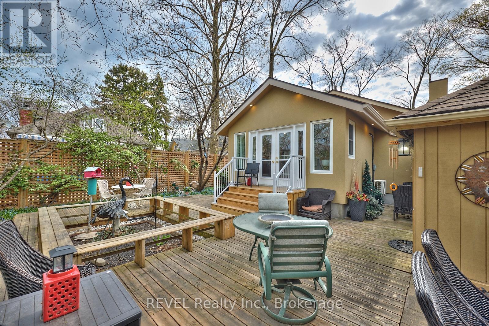 267 Victoria Street, Niagara-On-The-Lake (Town), Ontario  L0S 1J0 - Photo 26 - X12132817