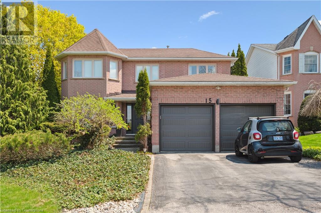 15 TRELAWNEY Street, kitchener, Ontario
