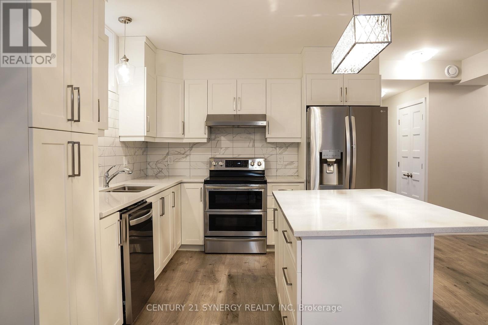 B - 272 Moisson Street, Russell, Ontario  K0A 1W0 - Photo 4 - X12132827