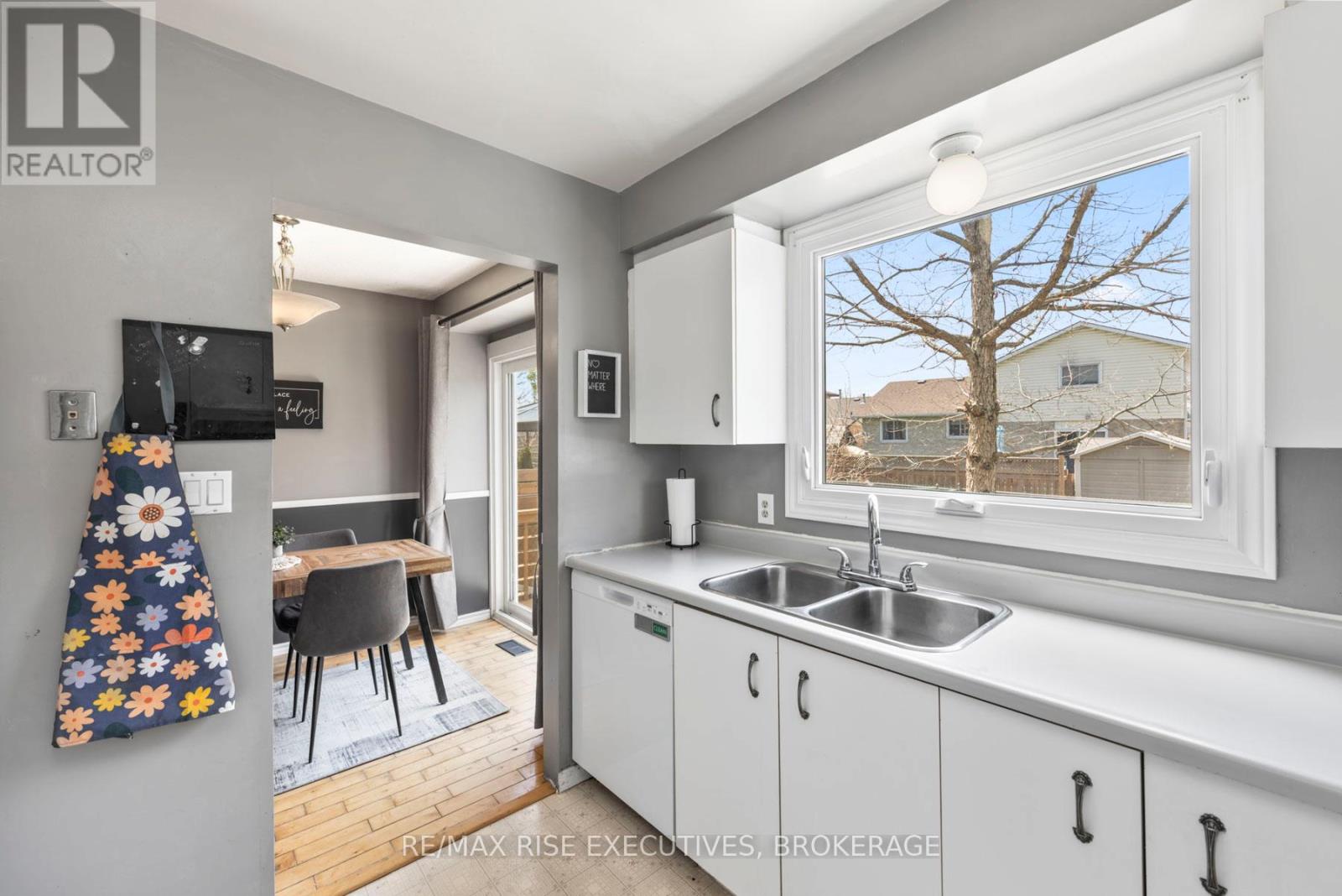 862 Littlestone Crescent N, Kingston, Ontario  K7M 8L7 - Photo 14 - X12131068