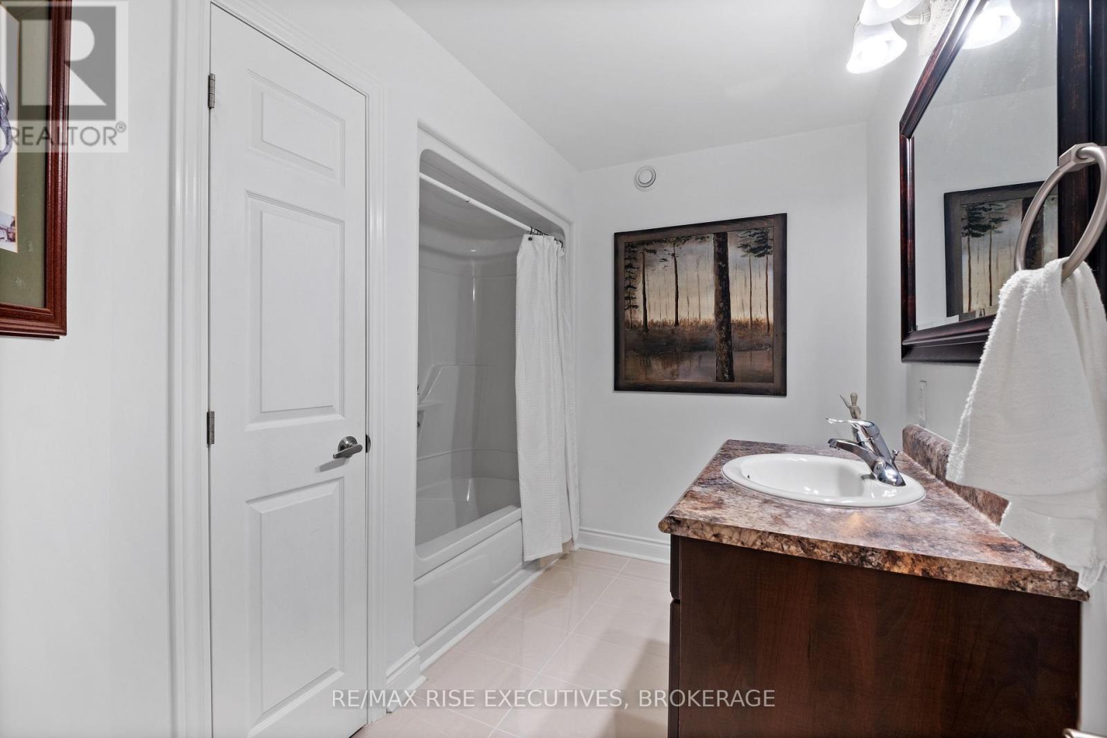 734 Kananaskis Drive, Kingston, Ontario  K7P 0A9 - Photo 31 - X12131387