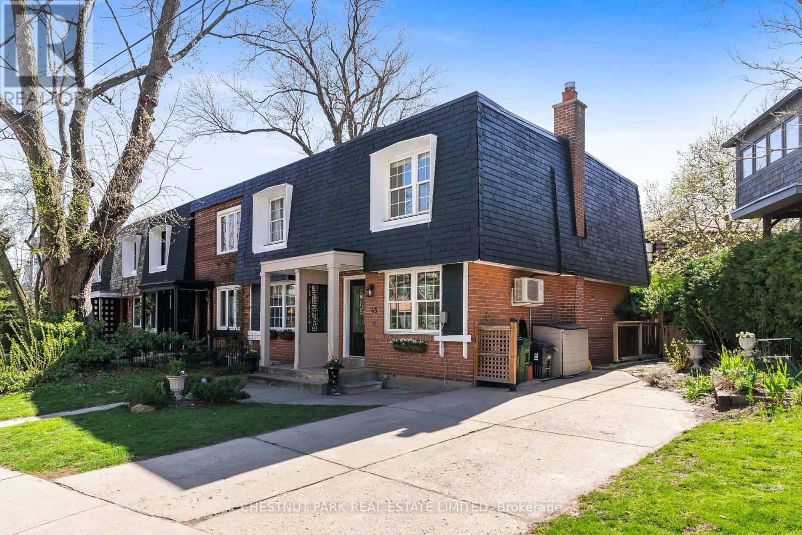 Property at 45 SUMMERHILL GARDENS image 2
