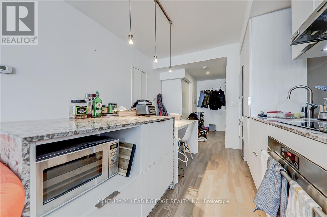 3308 - 1 Bloor Street E, Toronto, Ontario  M4W 0A8 - Photo 10 - C12132805