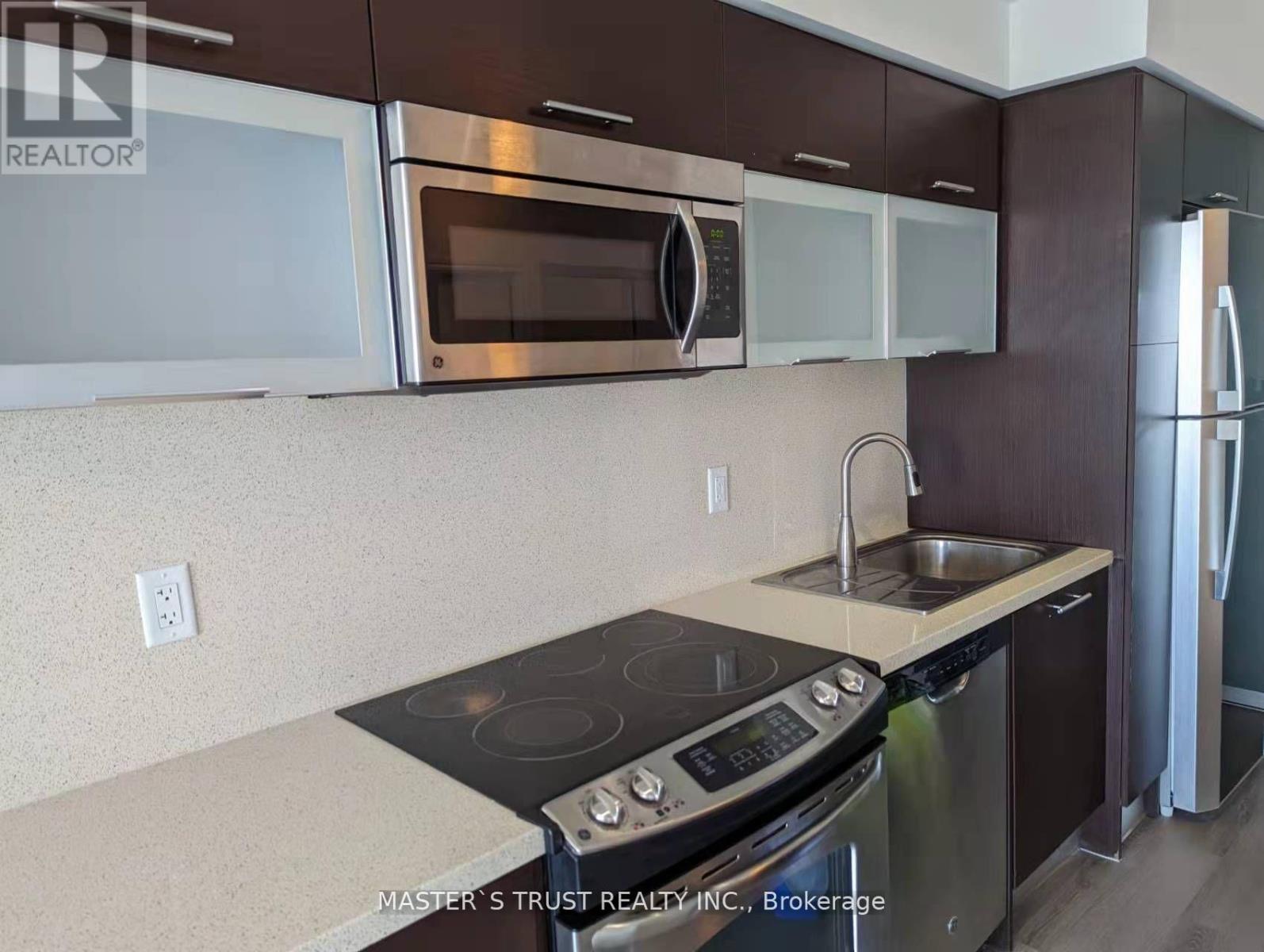 5504 - 386 Yonge Street, Toronto (Bay Street Corridor), Ontario  M5B 0A5 - Photo 11 - C12132840