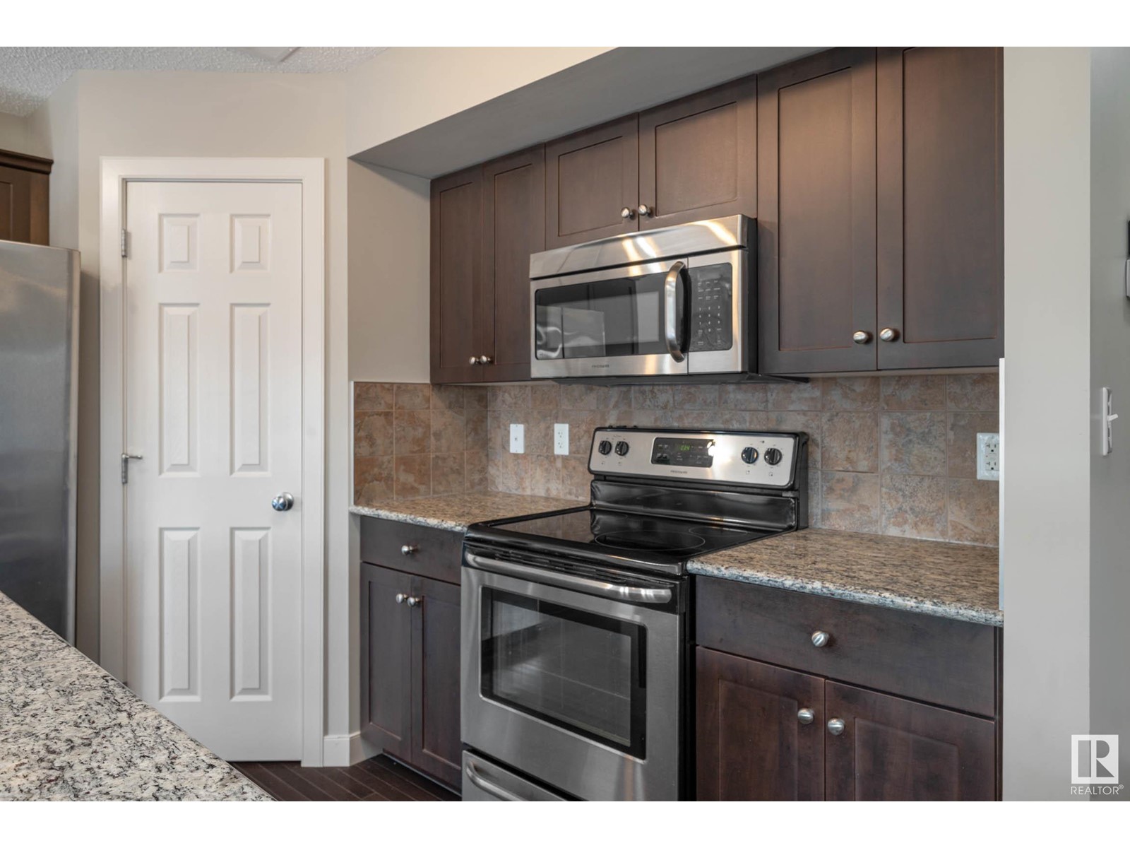 6053 Sunbrook Ln, Sherwood Park, Alberta  T8H 0J6 - Photo 6 - E4435087