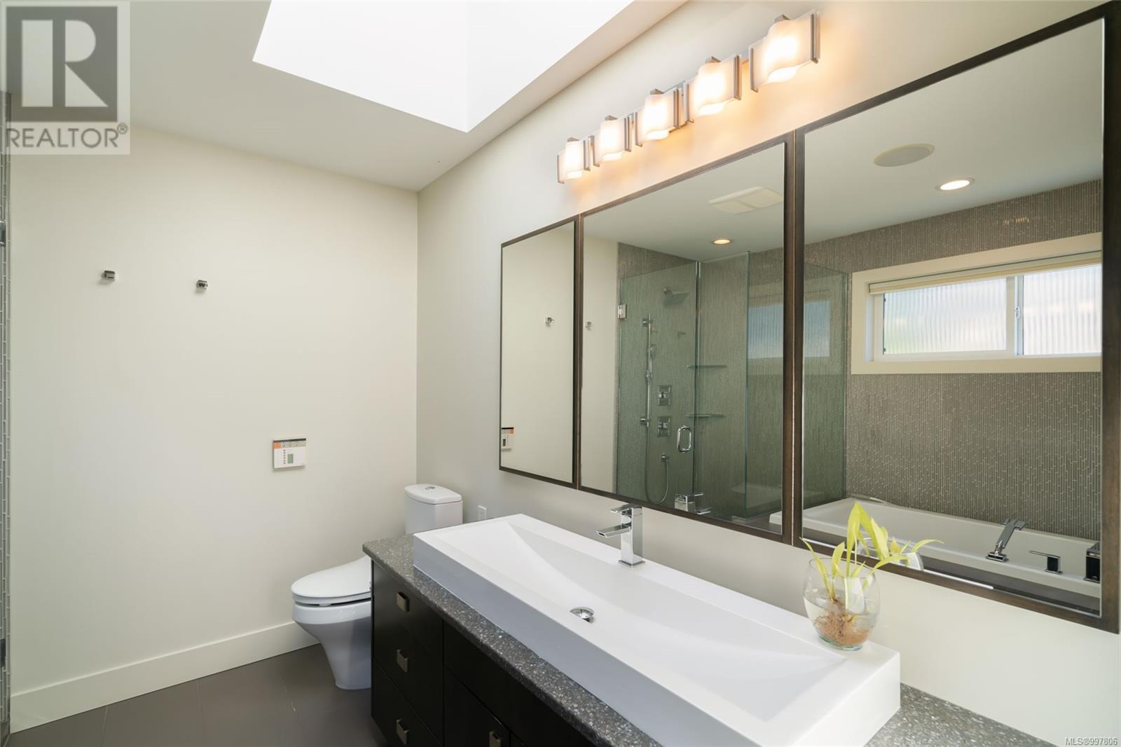 Property at 6457 Ptarmigan Way image 1