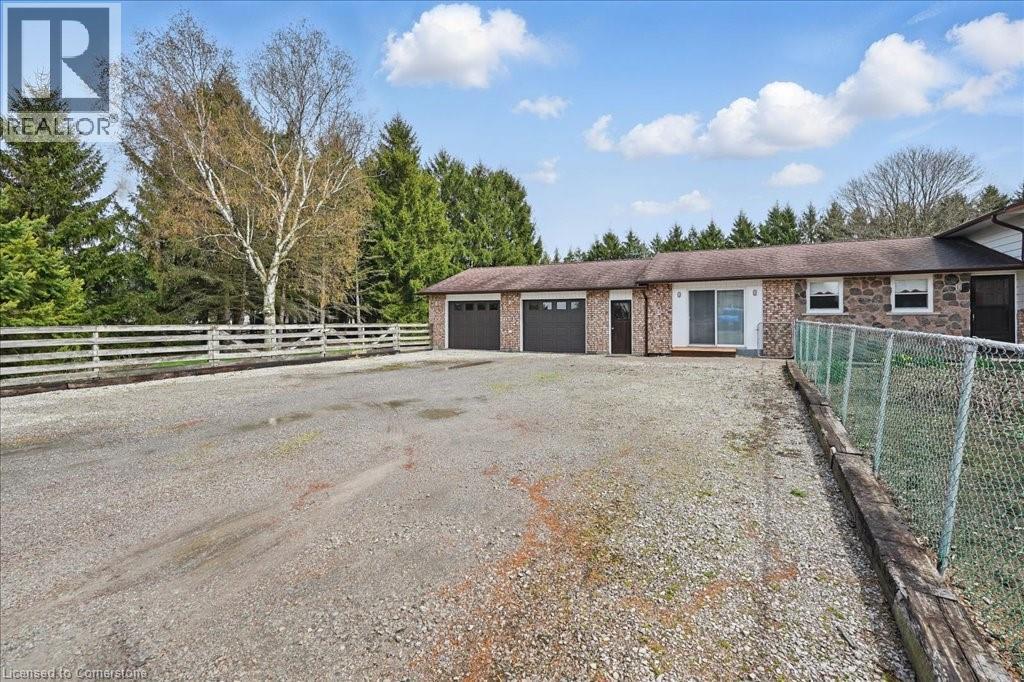 Property at 874 ROBINSON Road image 4