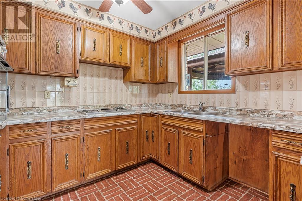 2292 Caistor Centre Road, West Lincoln, Ontario  L0R 1E0 - Photo 11 - 40724766